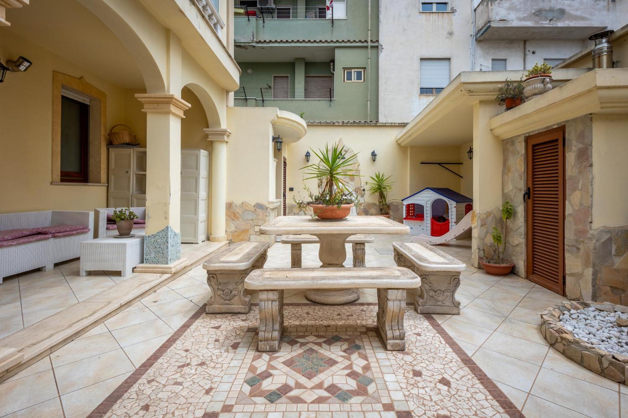 La Casa Di Tonina Apartman Quartu SantʼElena Kültér fotó