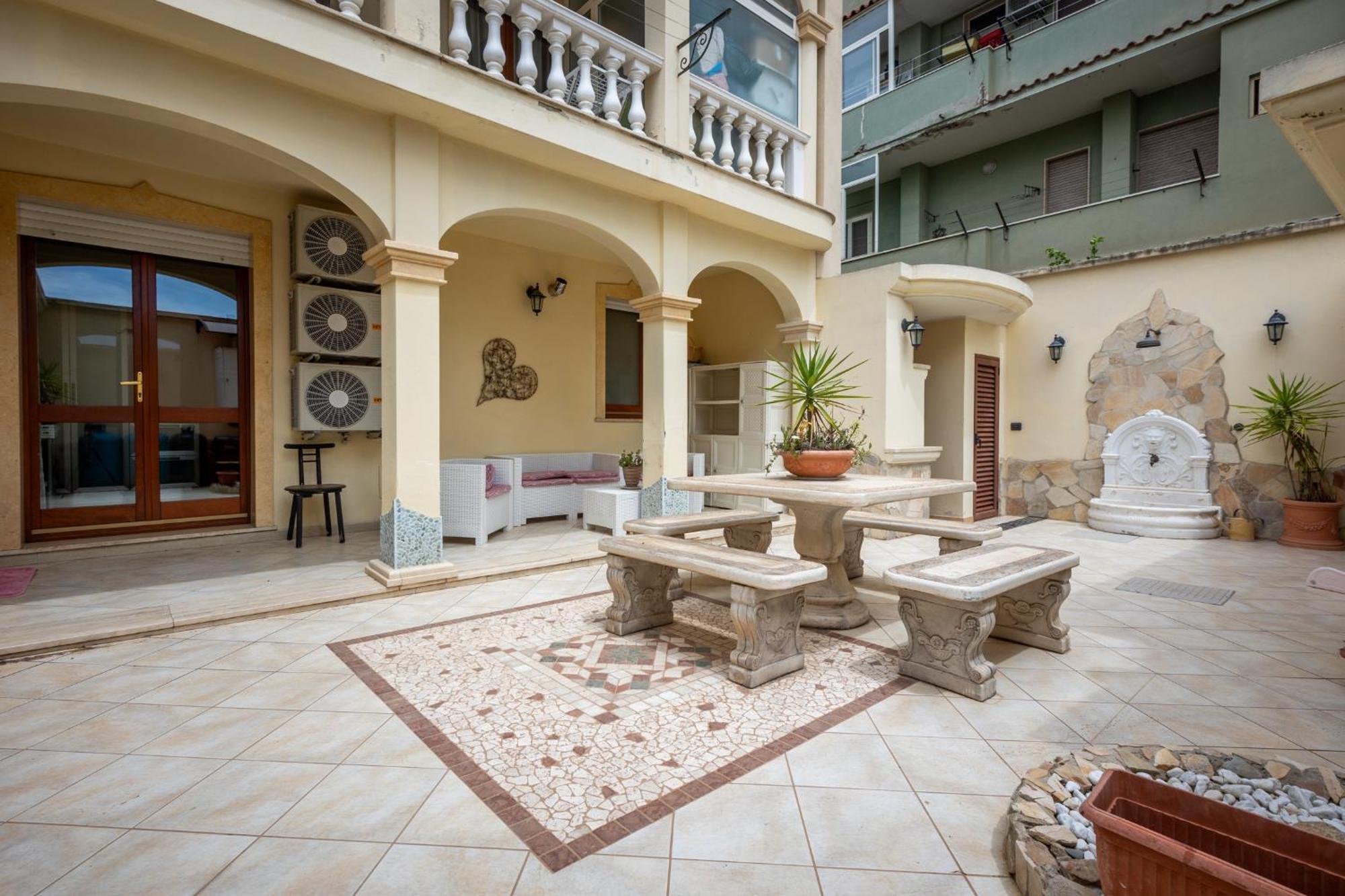 La Casa Di Tonina Apartman Quartu SantʼElena Kültér fotó